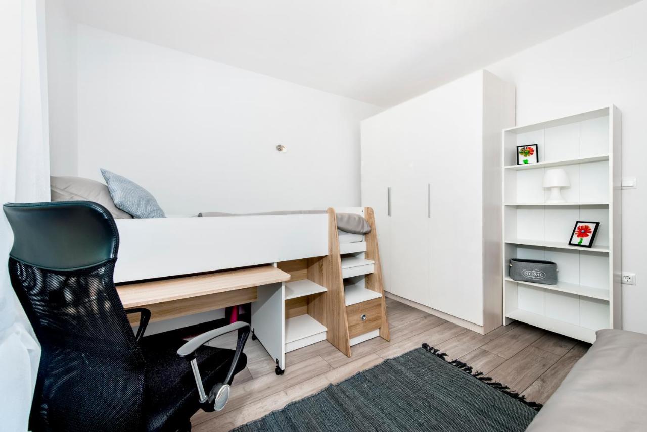 Lea'S Apartment Rovinj Bagian luar foto