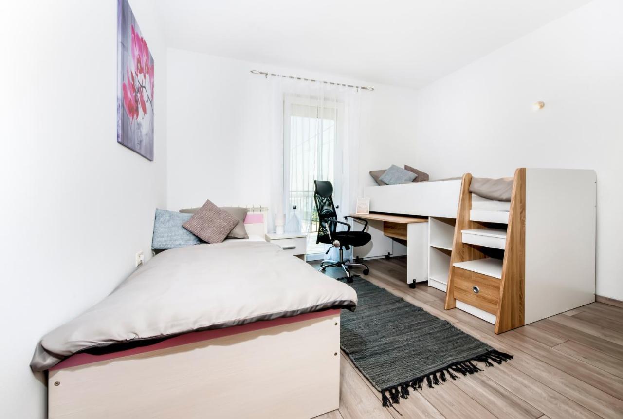 Lea'S Apartment Rovinj Bagian luar foto